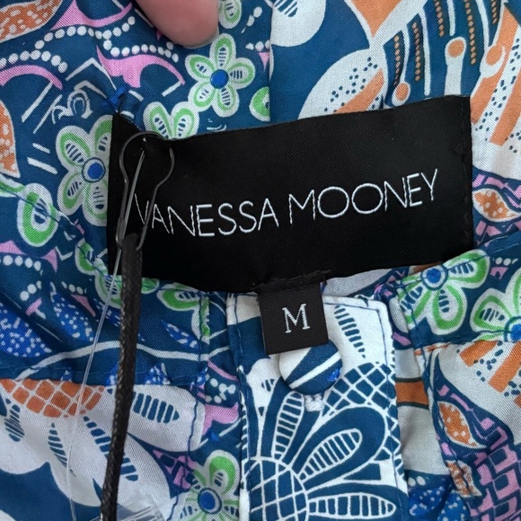 NWT Vanessa Mooney The Elisabeth Daisy Silk Blue Floral Romper Size Small - Picture 10 of 10